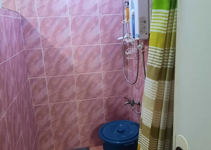 Cronin Residences 2* Oslob